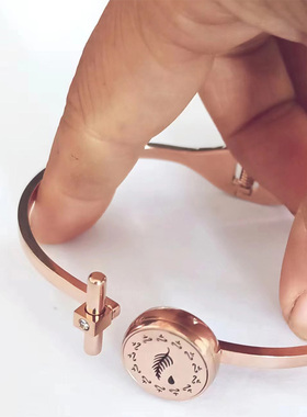 欧美女钛钢玫瑰金手镯美乐家香薰