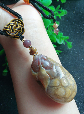 天然雕刻黄色珊瑚玉毛衣链吊坠