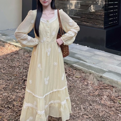 MOBAI默白【心动缪斯】法式刺绣气质大摆连衣裙秋季长袖显瘦长裙 - 图0