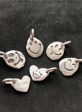 双面雕刻搞怪笑脸吊坠复古挂牌