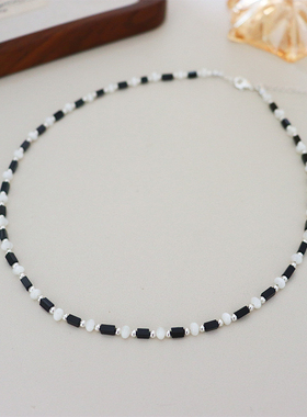 复古时尚个性黑白相间串珠项链女百搭高级感轻奢简约精致小众颈链