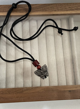 银曜石小醒狮蝴蝶吊坠黑色编织绳项链复古转运珠颈链女新中式饰品