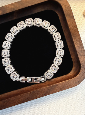 超闪椭圆彩色锆石卡扣手链轻奢小众设计高级感百搭精致气质手饰