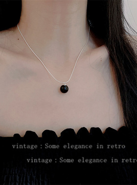 红色爱心吊坠甜酷黑色串珠项链冷淡风抽拉调节链条锁骨链女高级感