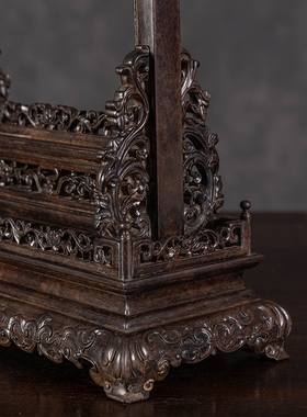 小叶紫檀透雕花卉纹磬架