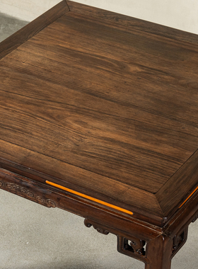 红木嵌黄杨木五珠连云八仙桌