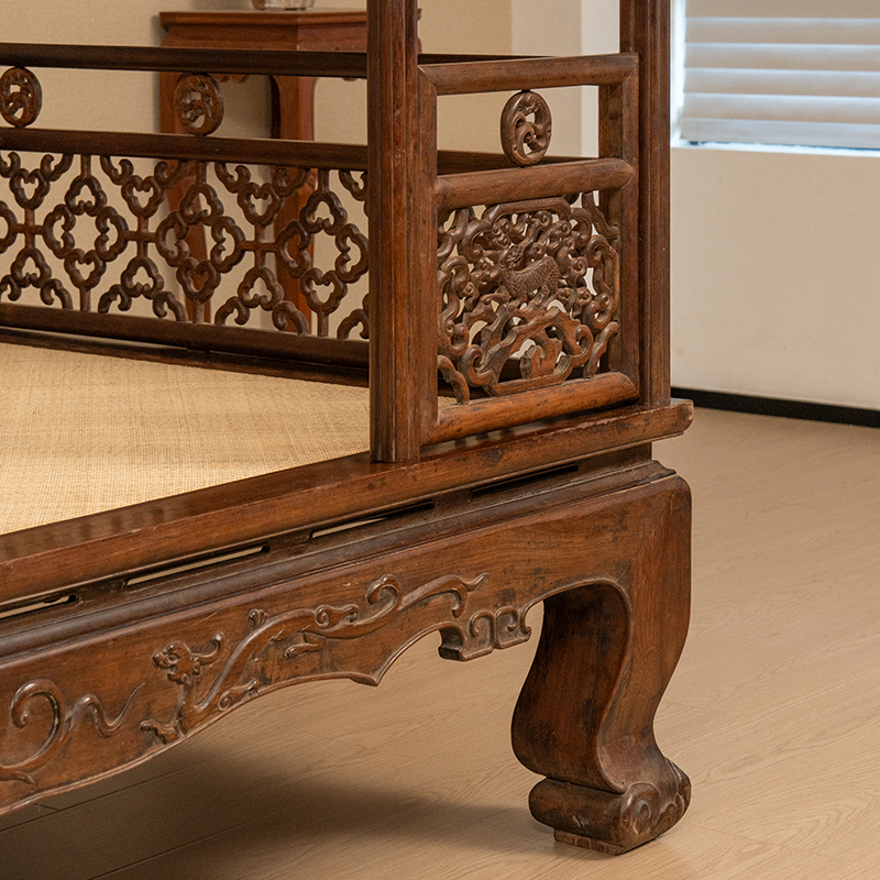 Qing Dynasty open-carved mahogany classical furniture antiques