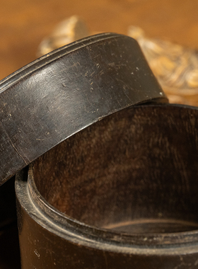 红木整挖朝珠盒文房盒摆件