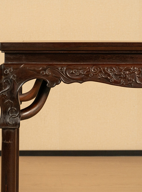 红木螭龙纹霸王枨展腿半桌