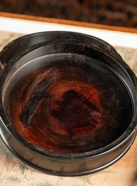 清代紫檀整挖圆形盖盒