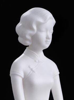 素茗《乡恋》中国美术馆收藏品