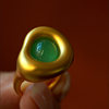 A good instrument (ornament), the Dune Jadeite design ring is full of personality and does not follow the crowd. The women's model is inlaid with heavy gold.