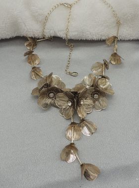 新款青岛欧美时尚百搭气质质感原单尾货打标项链胸针Q35