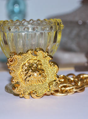 雅芳狮子金色腰链