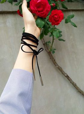 极简风百搭黑色绑带配饰毛衣链