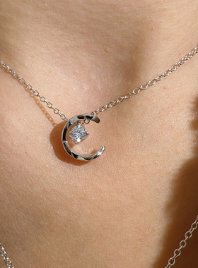 重工珠宝菱格纹水冰月叠搭项链