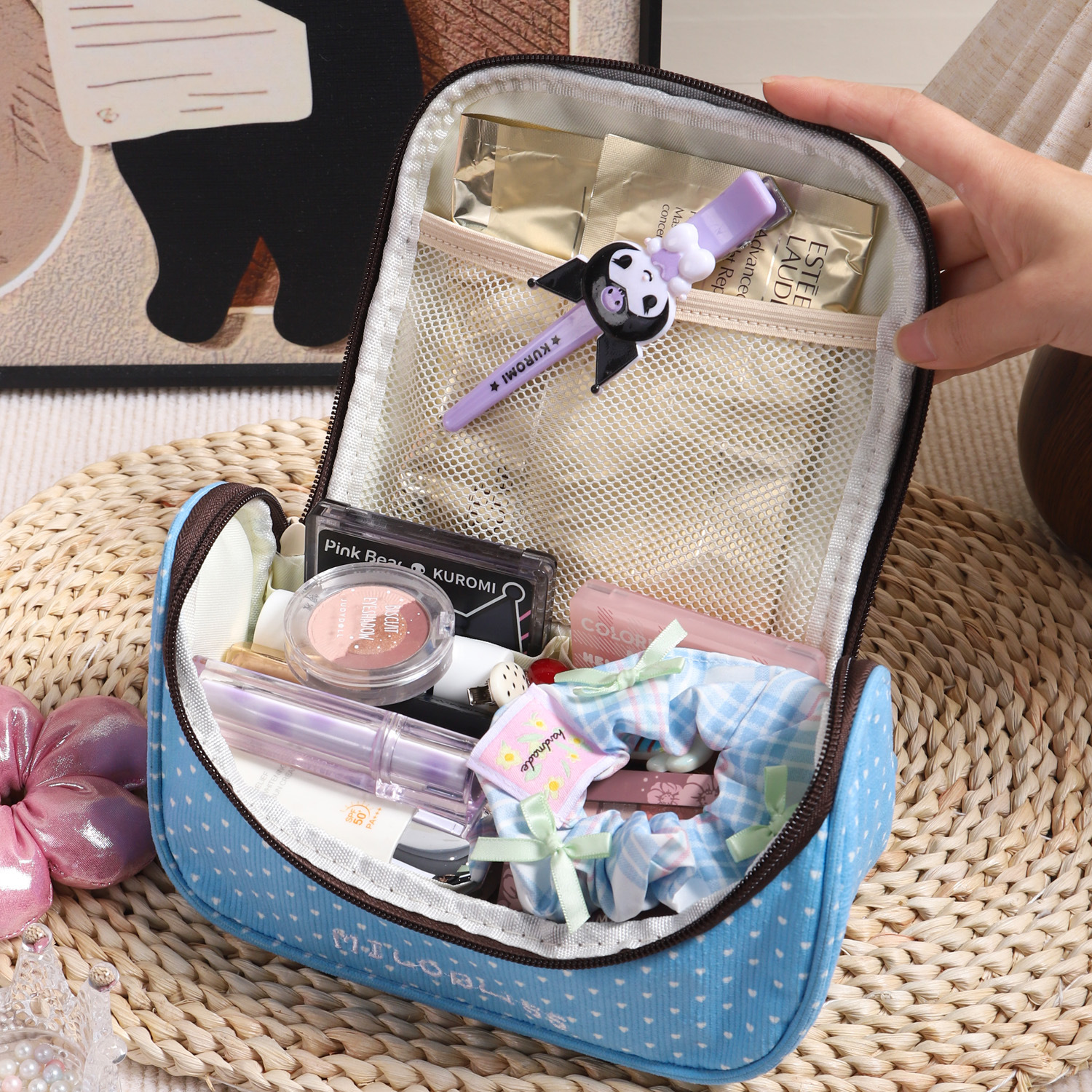 马卡龙刺绣轻便手提撞色化妆包甜心蝴蝶收纳袋学生大容量文具笔袋 - 图2