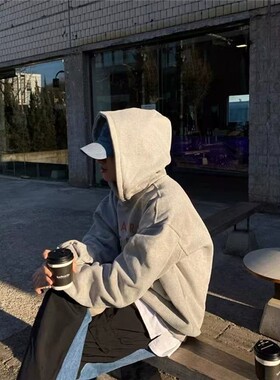 【限时抢购】潮牌情侣时尚卫衣