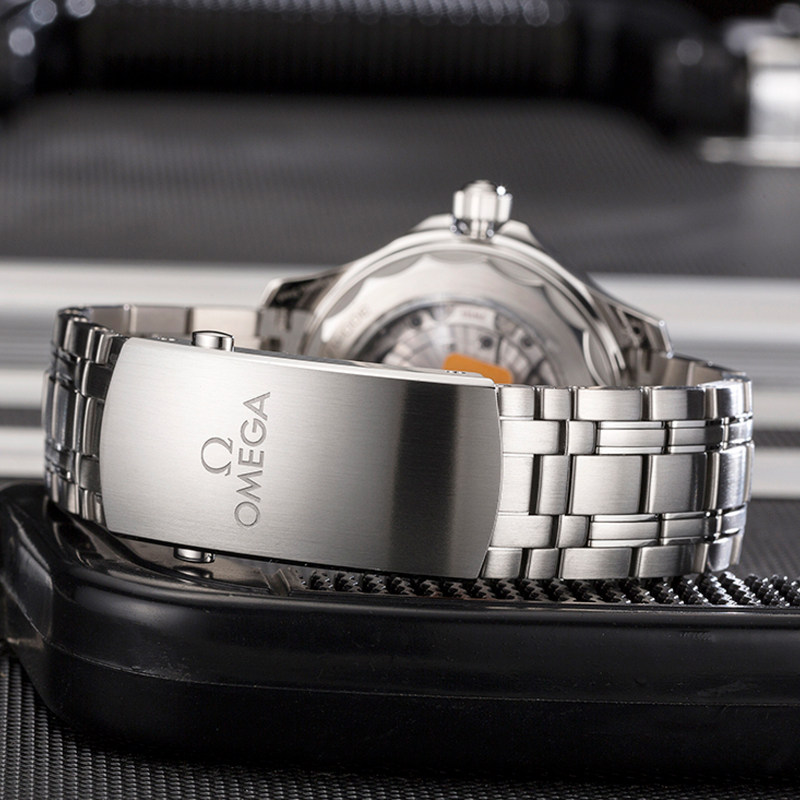 omega海马系列精钢夜光机械男表 威皓海外瑞士腕表