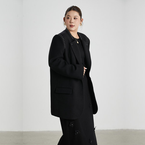 高级感重工大码西装女年会礼服200斤胖mm宽松显瘦休闲西服外套 - 图1