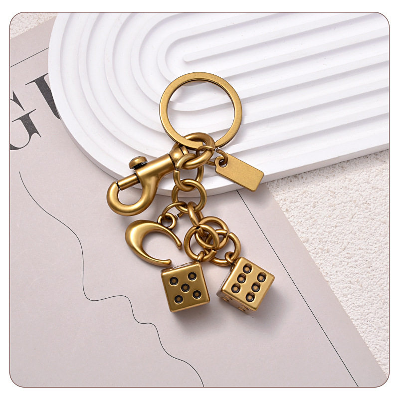 好运精美骰子C家轻奢包挂件时尚钥匙链汽车钥匙扣饰品情人节礼物,淘宝优惠券,粉丝福利购,淘宝优惠卷