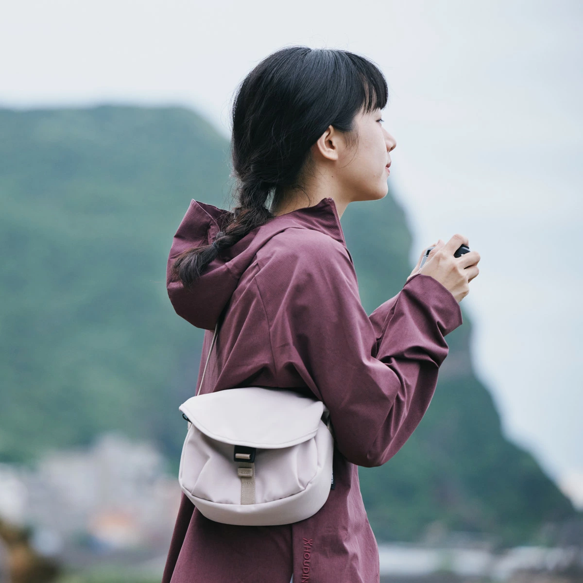 日本代购hellolulu新款相机包小挎包信使包超时髦复古港风休闲包 - 图2