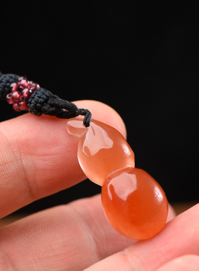天然红水晶葫芦吊坠红兔毛水晶挂件本命年红色补火小葫芦项坠男女