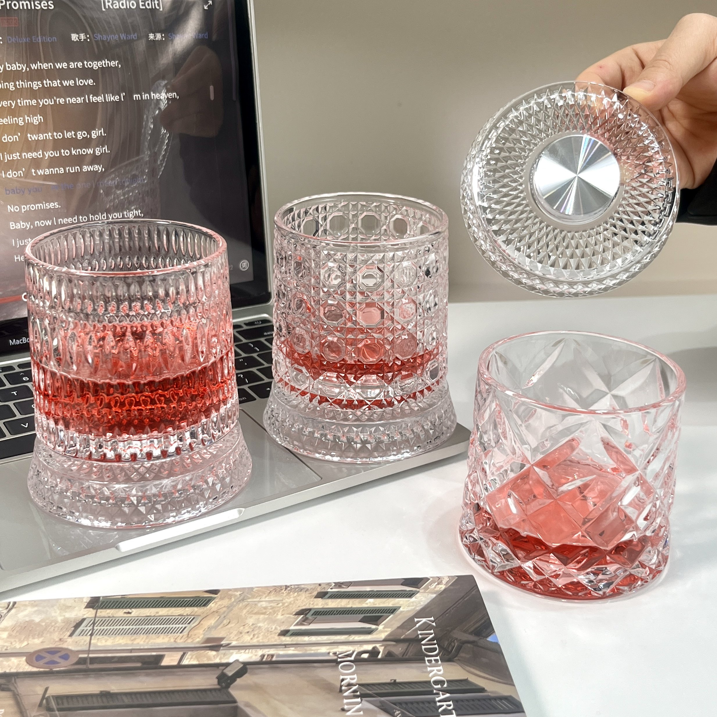 洋酒杯套装家用威士忌酒杯高端XO专用杯网红创意可旋转水晶玻璃杯,淘宝优惠券,粉丝福利购,淘宝优惠卷