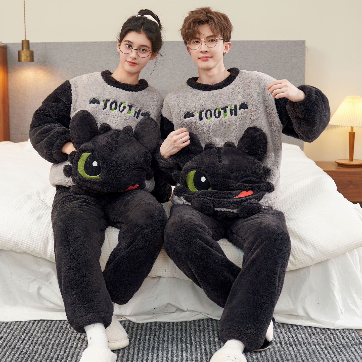 情侣睡衣秋冬季2025年新款珊瑚绒史迪仔加绒加厚款圆领家居服套装,淘宝优惠券,粉丝福利购,淘宝优惠卷