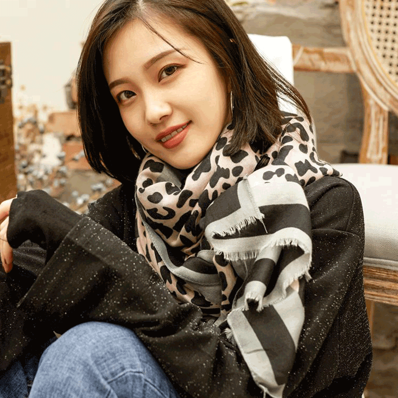 豹纹丝巾女春秋款洋气时尚中年妈妈百搭加长薄款棉麻披肩围巾纱巾,淘宝优惠券,粉丝福利购,淘宝优惠卷