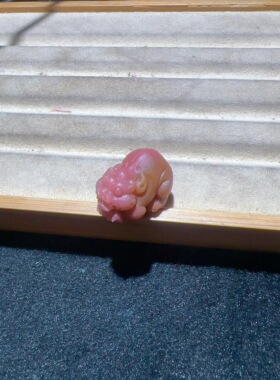 天然盐源玛瑙精工貔貅双色俏色