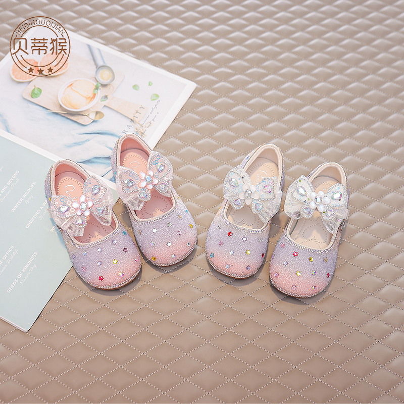 女童鞋子2023新款秋季女孩粉色时尚表演走秀小皮鞋儿童公主水晶鞋