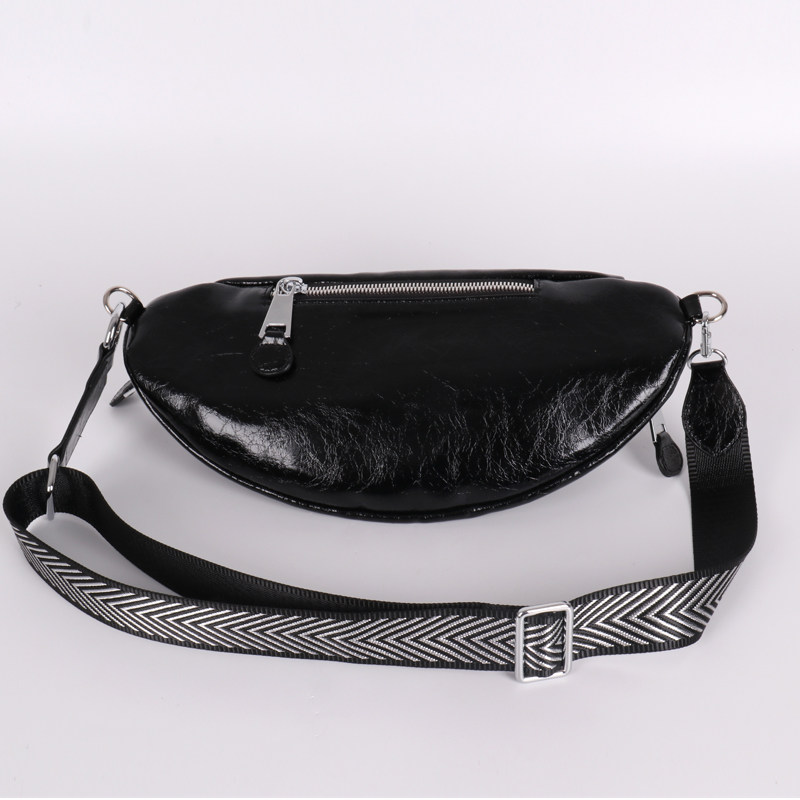 D 流行ins油蜡牛皮宽肩带小包休闲单肩斜挎包百搭时尚大容量胸包,淘宝优惠券,粉丝福利购,淘宝优惠卷