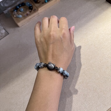 原创银耀猫头+黑发+水墨毒液海蓝宝补水稳定情绪11mm【H60】