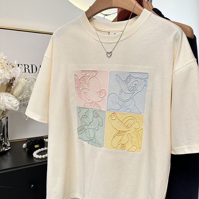 ກາ​ຕູນ​ຫຼຸດ​ຜ່ອນ​ອາ​ຍຸ sequin embroidered ເຄິ່ງ​ແຂນ​ເສື້ອ​ທີ​ເຊີດ​ສໍາ​ລັບ​ແມ່​ຍິງ trendy​