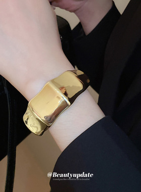 龙骨椭圆亚克力开口手镯简约设计感手环ins夸张大气手饰