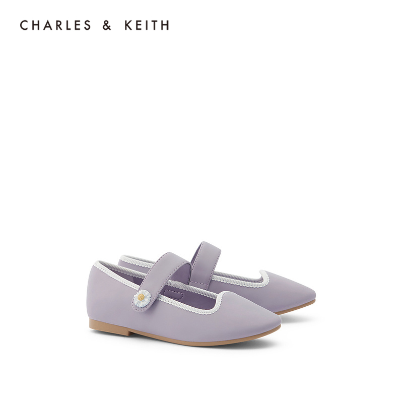 CHARLES & KEITH Ź 