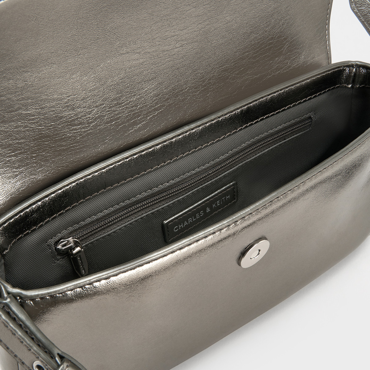 CHARLES&KEITH25秋新CK2-20671797时尚方扣绑带单肩腋下包斜挎包,淘宝优惠券,粉丝福利购,淘宝优惠卷