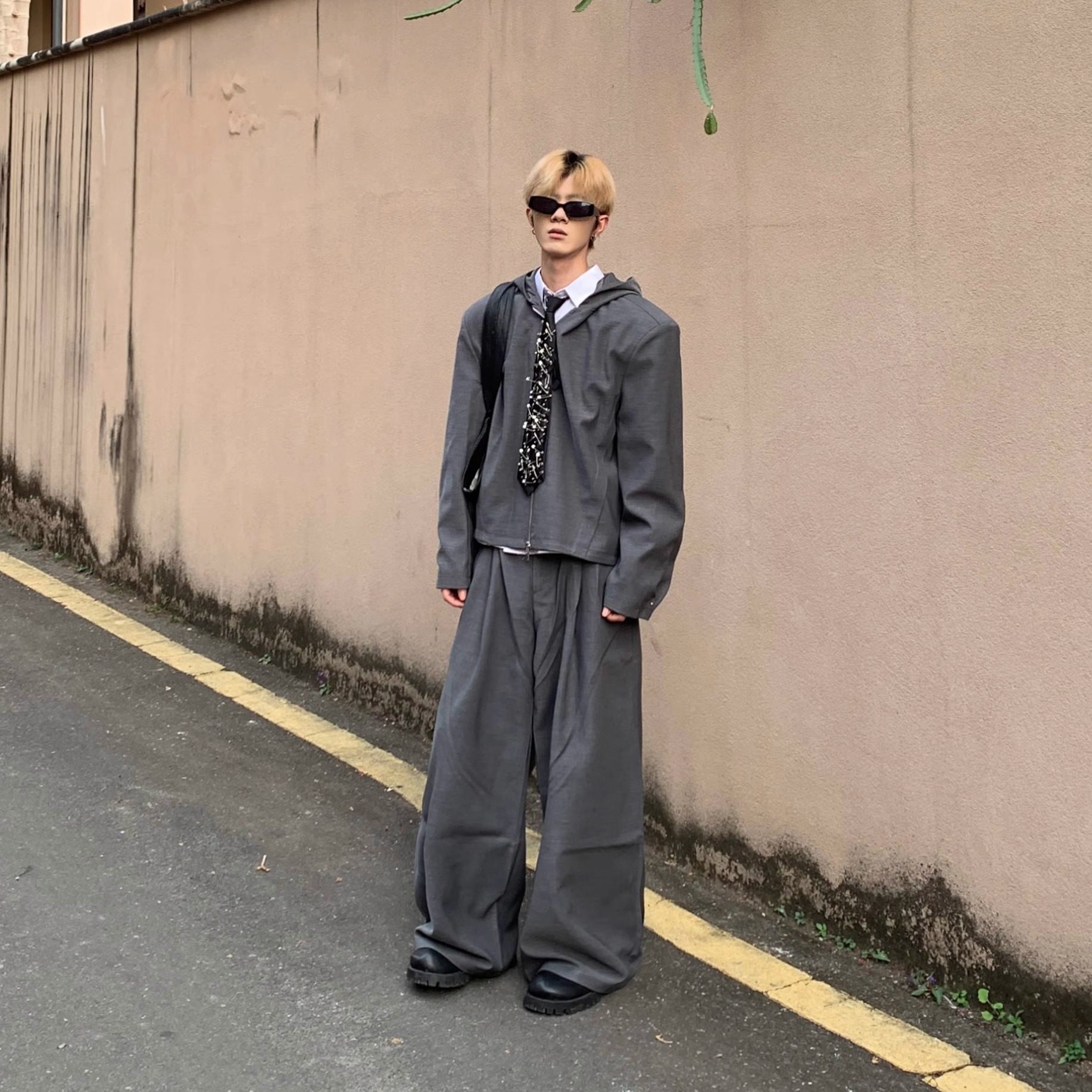 Med老叔 小众双拉链设计感套头连帽卫衣夹克男垂感阔腿裤休闲套装,淘宝优惠券,粉丝福利购,淘宝优惠卷