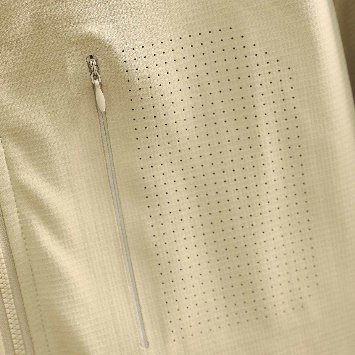 LT轻量化蓄热暖绒！3D立体裁剪！男士秋冬户外立领抓绒衣夹克外套 - 图2