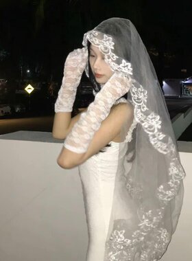 万圣节cos黑白圣母头纱圣女红网纱神鬼新娘蕾丝花边拍照派对头饰