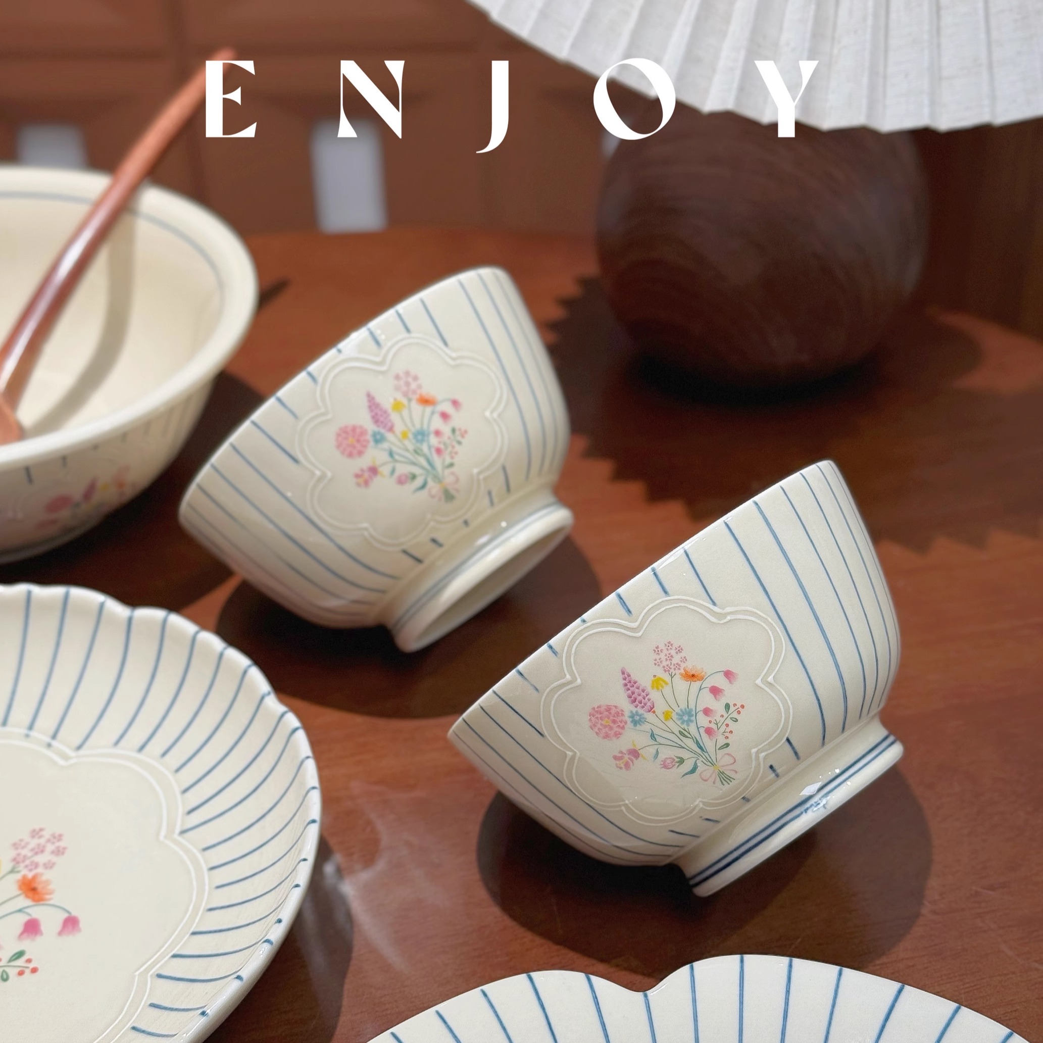 悦檬食器瑞和复古条纹花卉陶瓷餐具套装家用碗汤盘甜品盘乔迁礼物