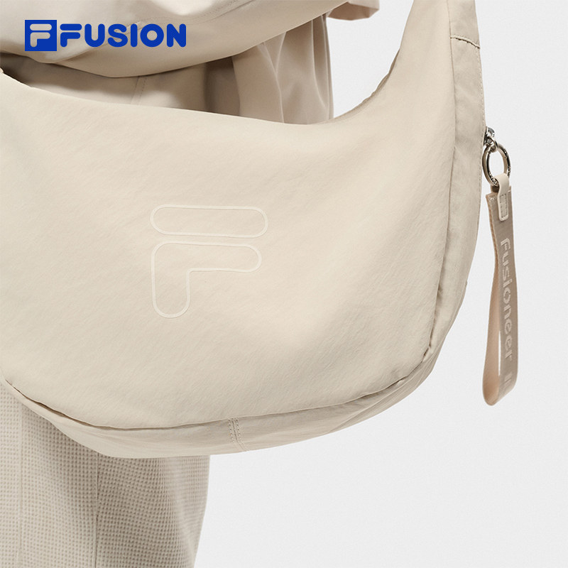 Crescent bag | FILAFUSION trendy brand