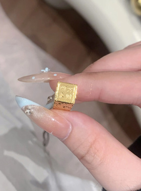 金店同款沙金爆闪碎冰冰小金条吊坠项链女秋冬配饰毛衣链长款饰品