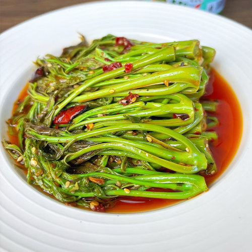 鲜嫩头茬凉拌香椿芽整棵梅小菜香椿酱香辣春芽下饭菜腌制咸菜恩施 - 图1