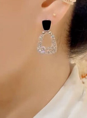 气质黑色满钻几何耳饰AB款不对称