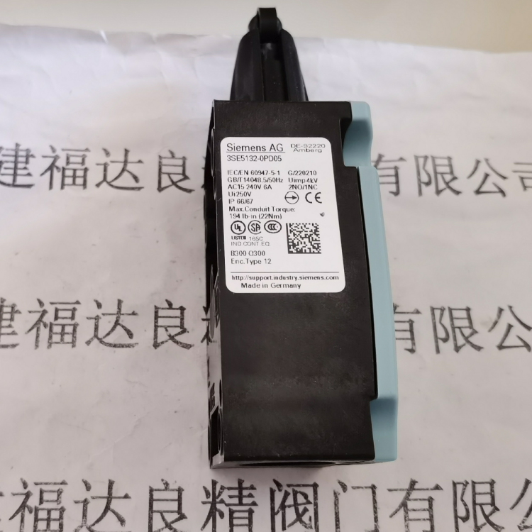 SIEMENS西门子 3SE5系列行程开关3SE5132-0PD05 - 图0