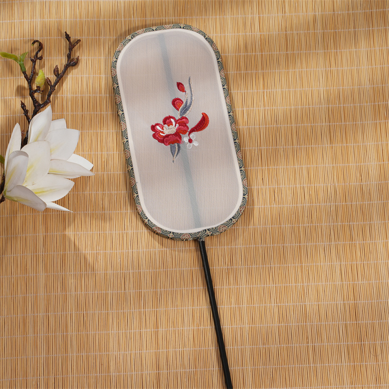 古风刺绣团扇便面长方形冬瓜扇子旗袍中国风儿童舞蹈扇长柄绣花扇 - 图2