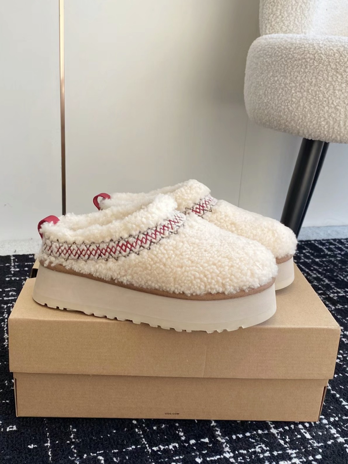 毛茸茸、时髦又显瘦！增高厚底羊羔卷毛毛外穿休闲保暖包头半拖鞋,淘宝优惠券,粉丝福利购,淘宝优惠卷