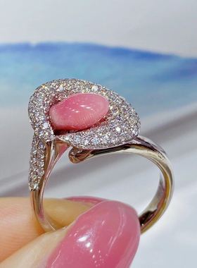 火烈鸟粉色钻石天然珠宝